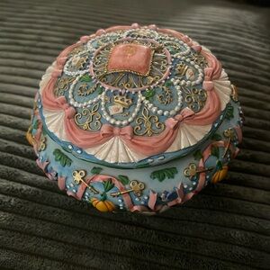 Disney Cinderella Vintage music box company
